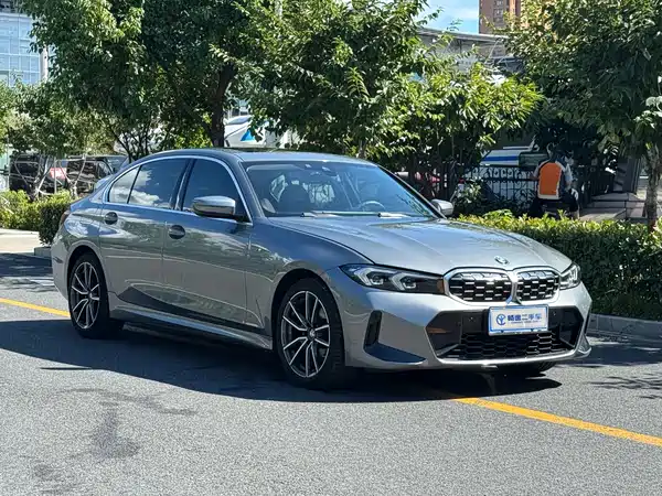 BMW 3 Series 2022