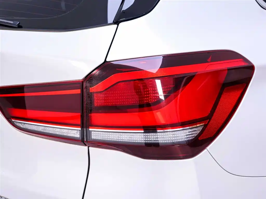 BMW X1 2023 — фото 9
