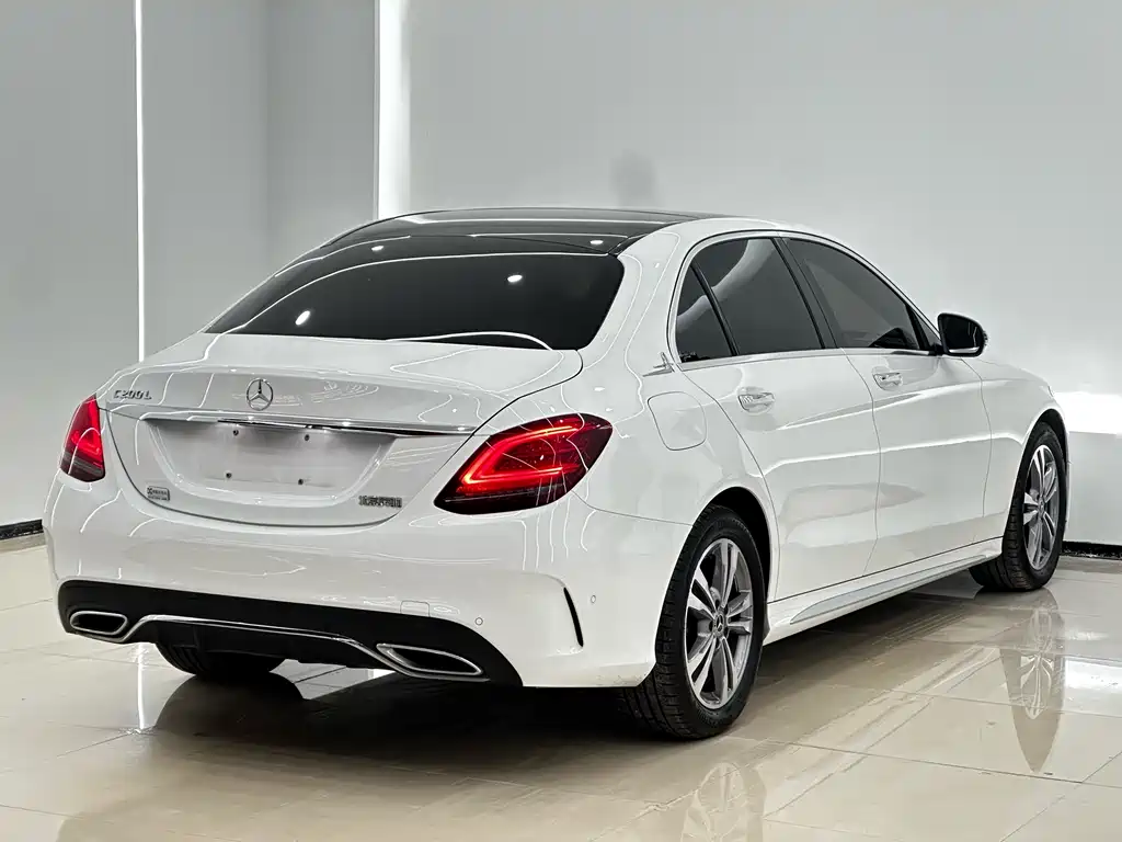Mercedes-Benz C-Class 2021 — фото 7
