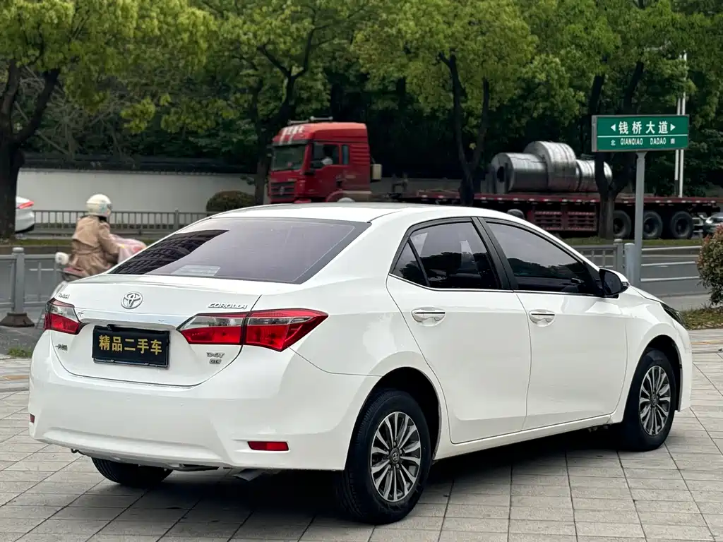Toyota Corolla 2019 — фото 5