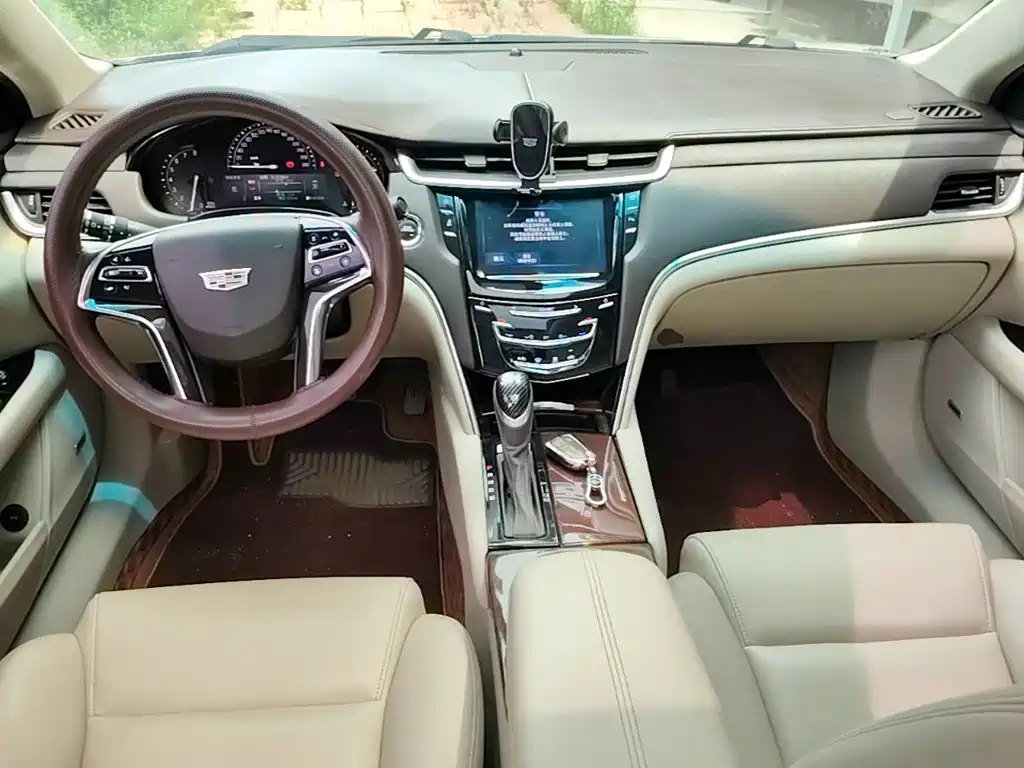 Cadillac XTS 2017 — фото 10