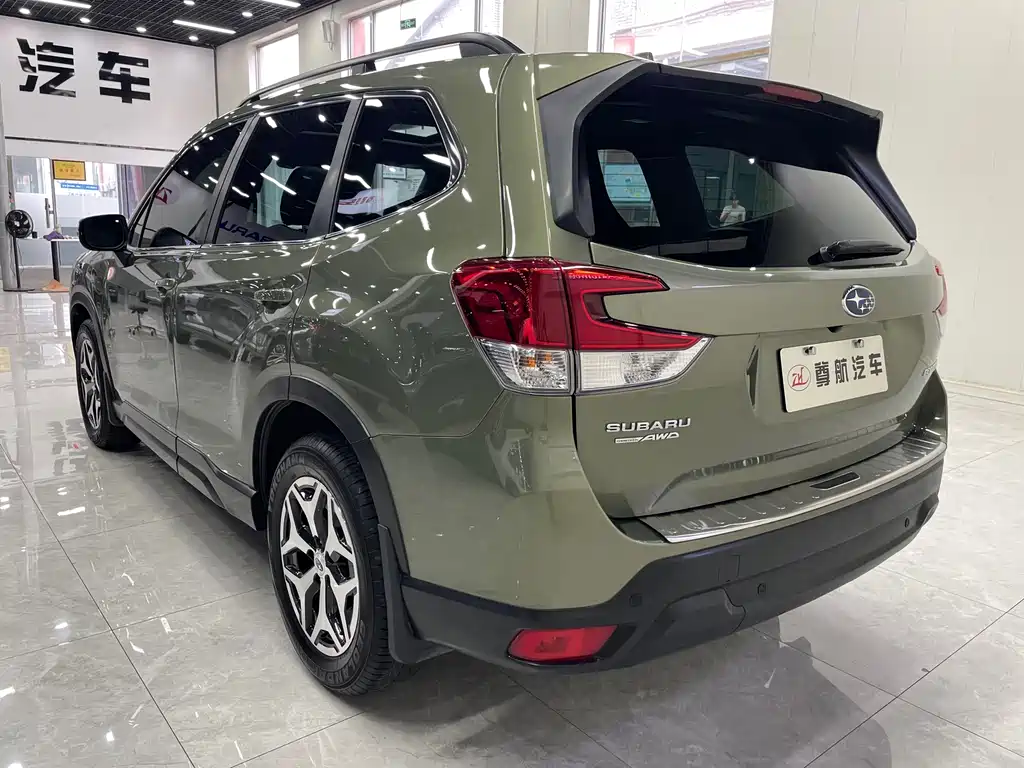 Subaru Forester 2021 — фото 6
