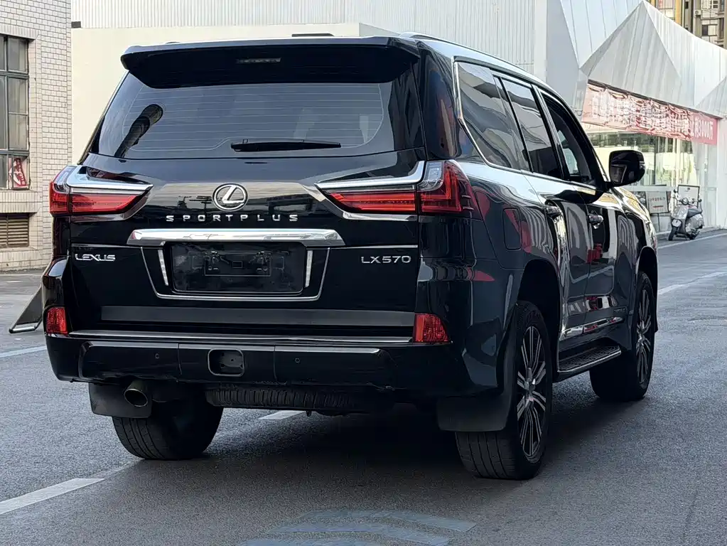 Lexus LX 2019 — фото 5