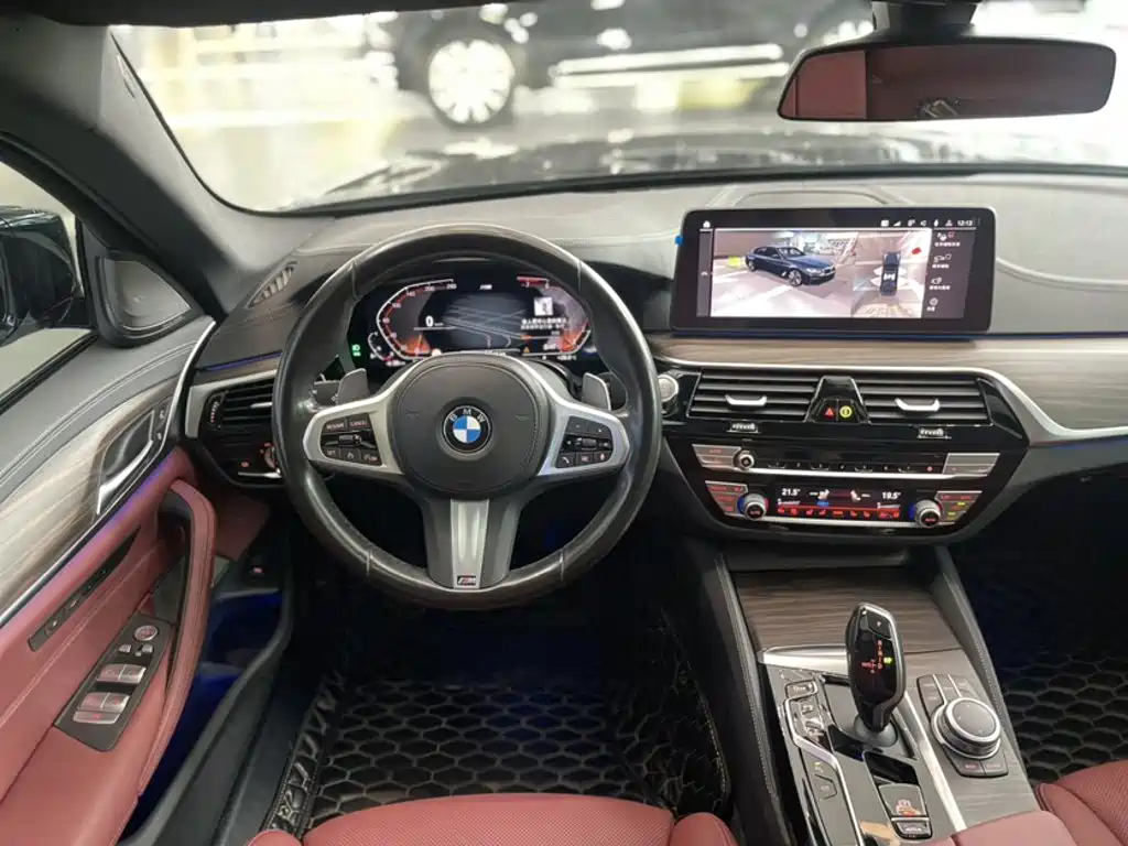 BMW 5 Series 2022