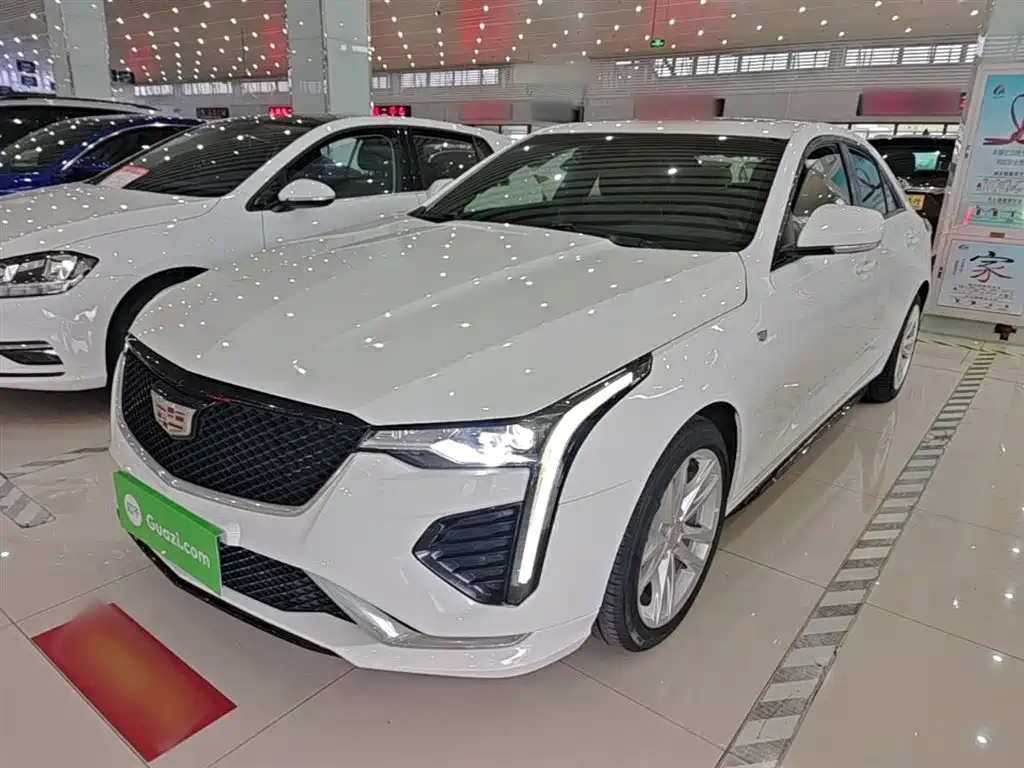 Cadillac CT4 2021 — фото 2