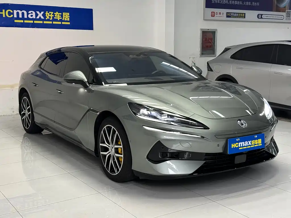 Denza Z9GT 2024