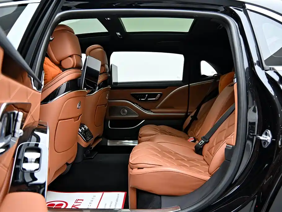 Mercedes-Benz Maybach S-Class 2021 — фото 12