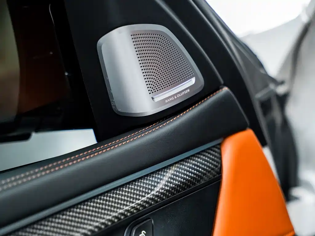 BMW X6 M 2017 — фото 17