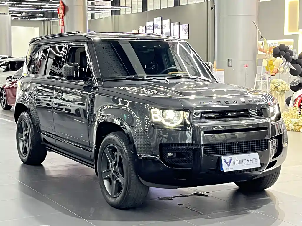 Land Rover Defender 2024 — фото 3