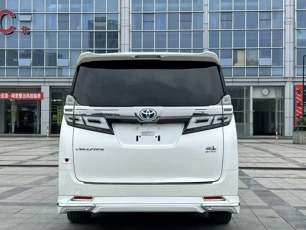Toyota Vellfire 2019