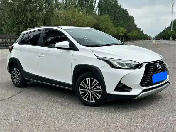Toyota Yaris L 2022