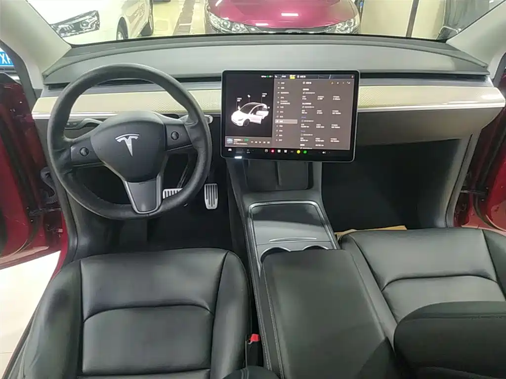 Tesla Model Y 2021 — фото 10