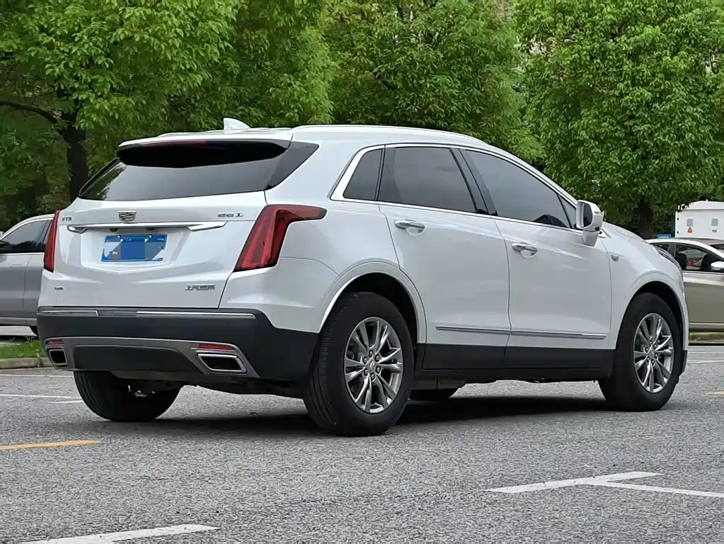 Cadillac XT5 2022 — фото 13