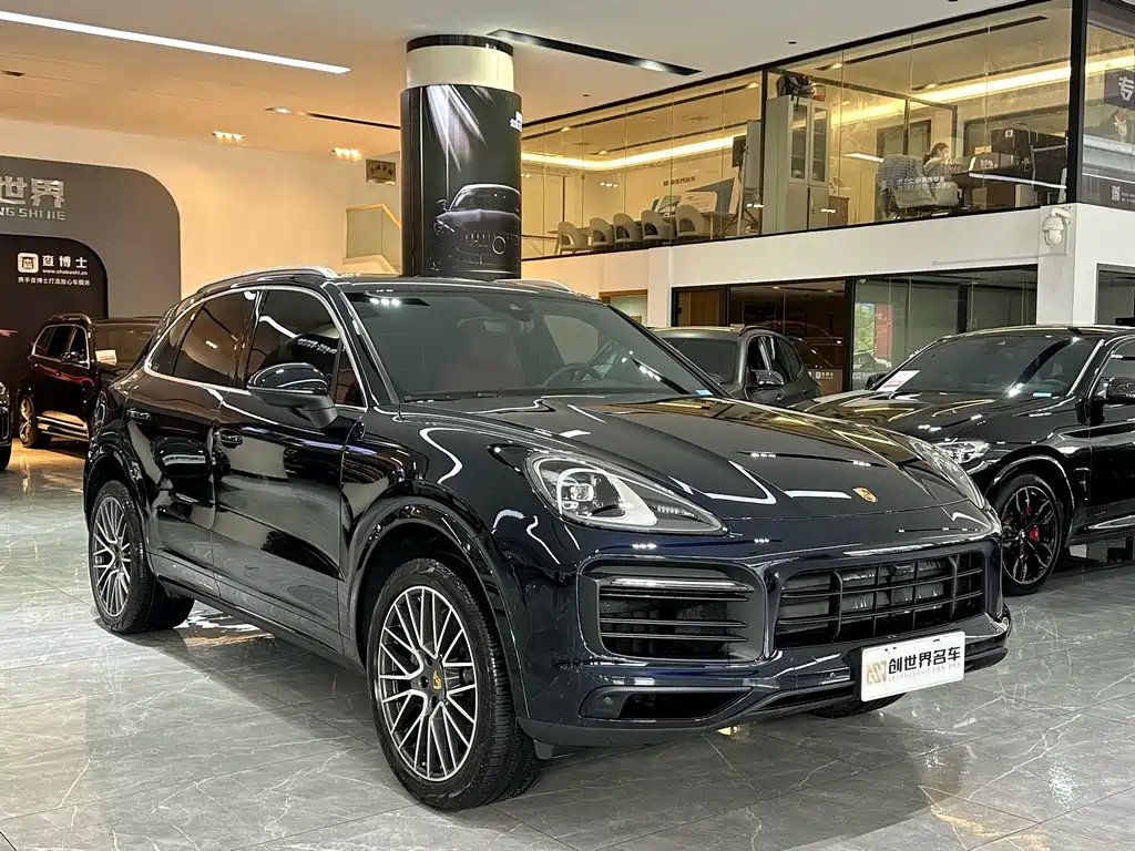 Porsche Cayenne 2020 — фото 3