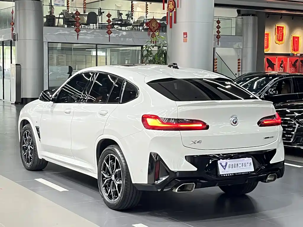 BMW X4 2024 — фото 9