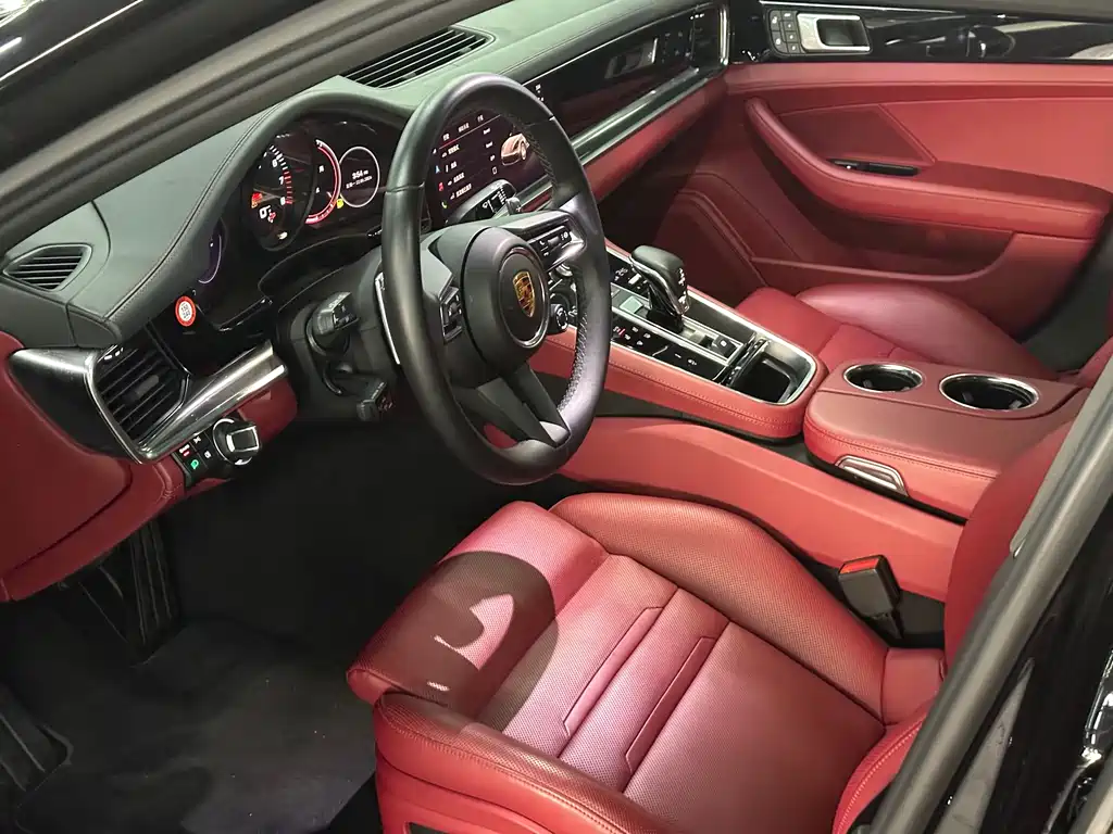 Porsche Panamera 2022