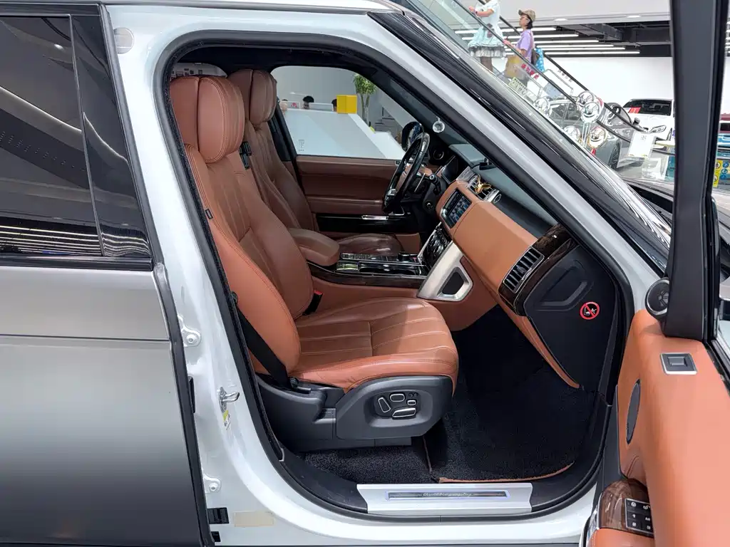 Land Rover Range Rover 2015 — фото 13