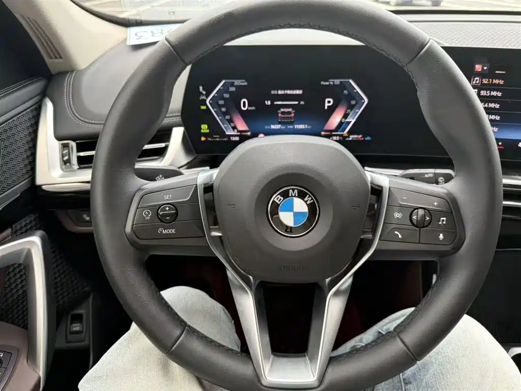 BMW X1 2023 — фото 13