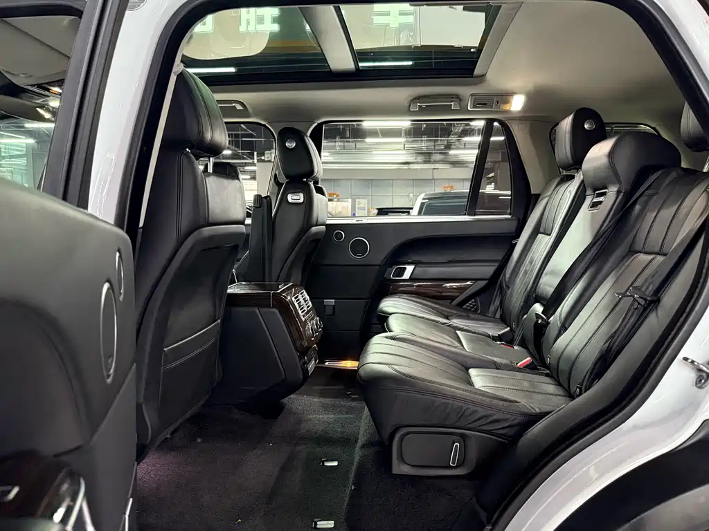 Land Rover Range Rover 2017 — фото 19