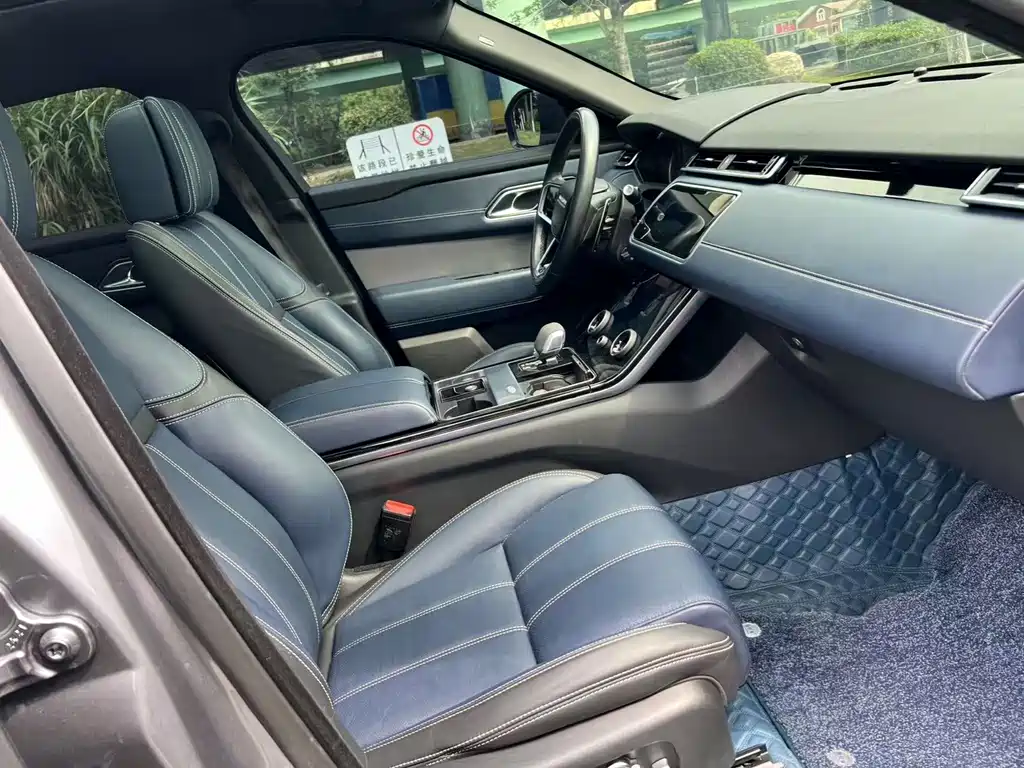 Land Rover Range Rover Velar 2022 — фото 8