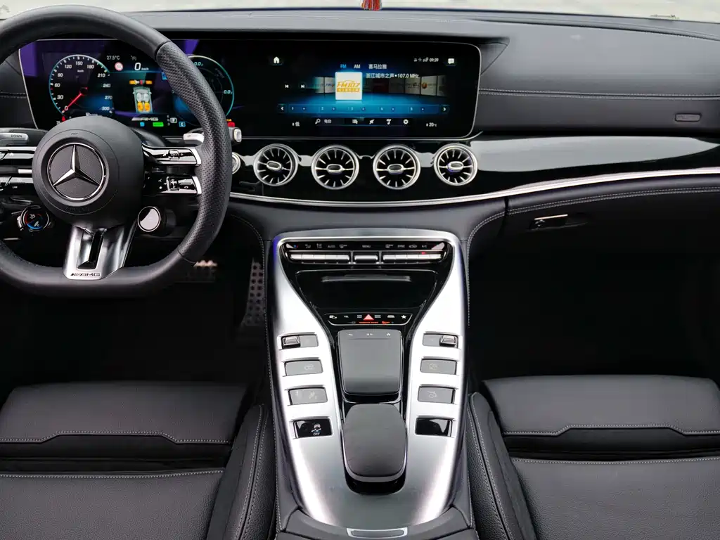 Mercedes-Benz AMG GT 2023 — фото 13