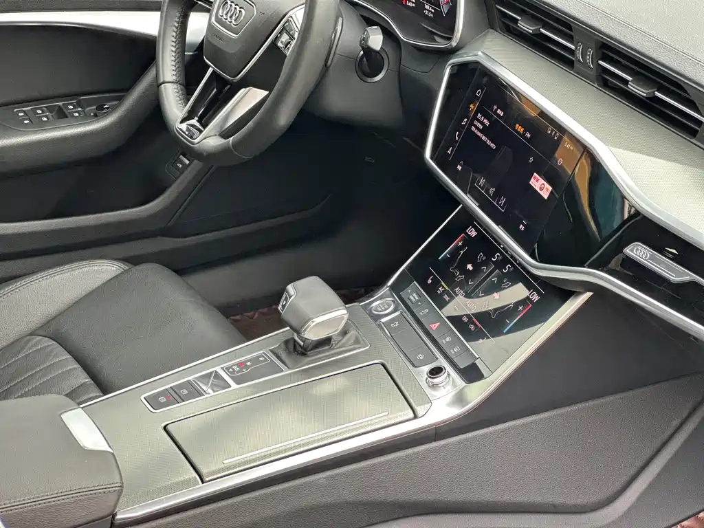 Audi A6L 2020 — фото 39