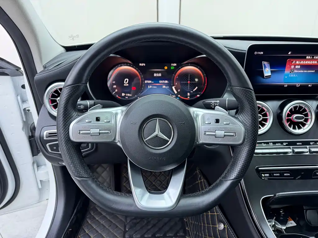 Mercedes-Benz C-Class 2020 — фото 11