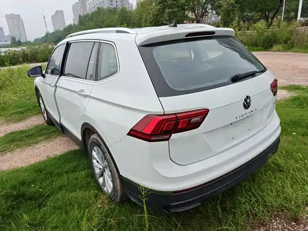 Volkswagen Tiguan L 2024