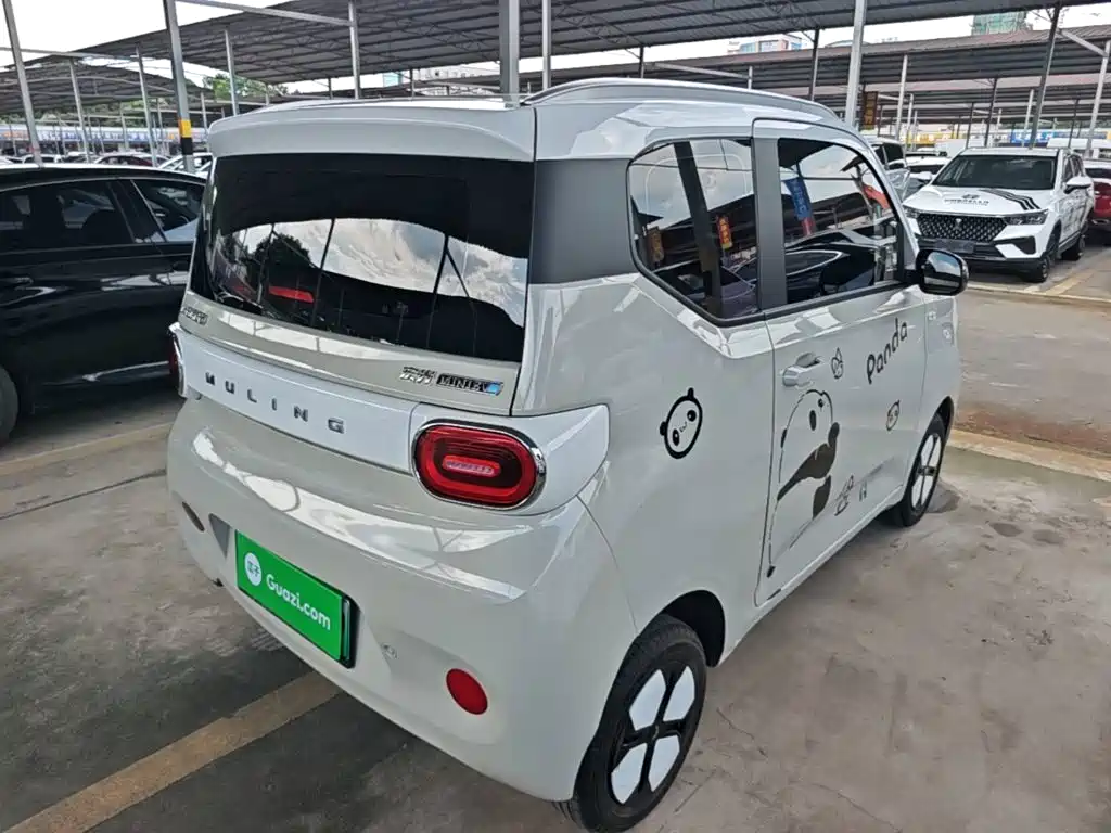 Wuling MINIEV 2024