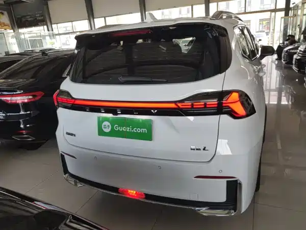 Geely Haoyue L 2025