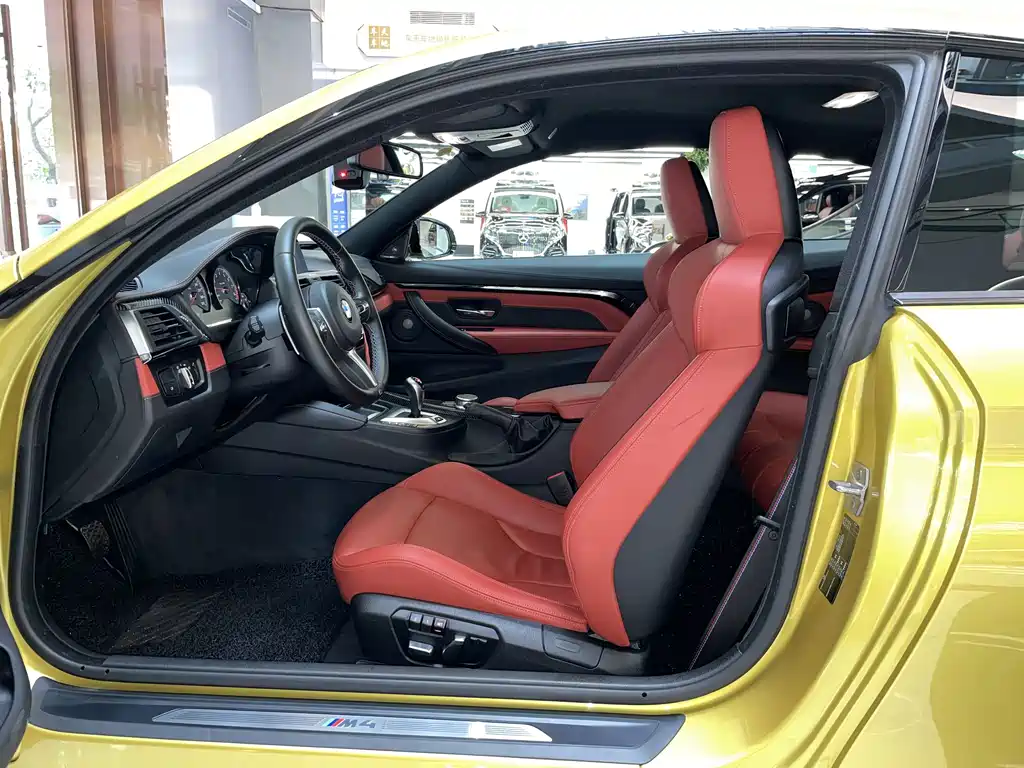 BMW M4 2020 — фото 13