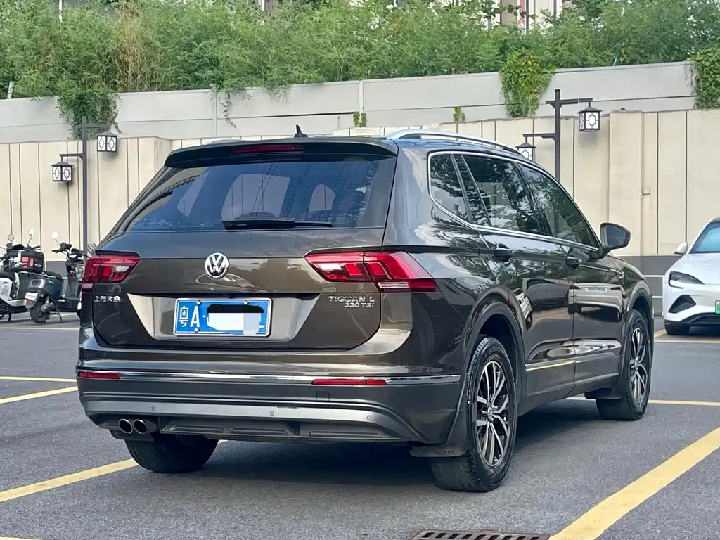 Volkswagen Tiguan L 2018 — фото 4