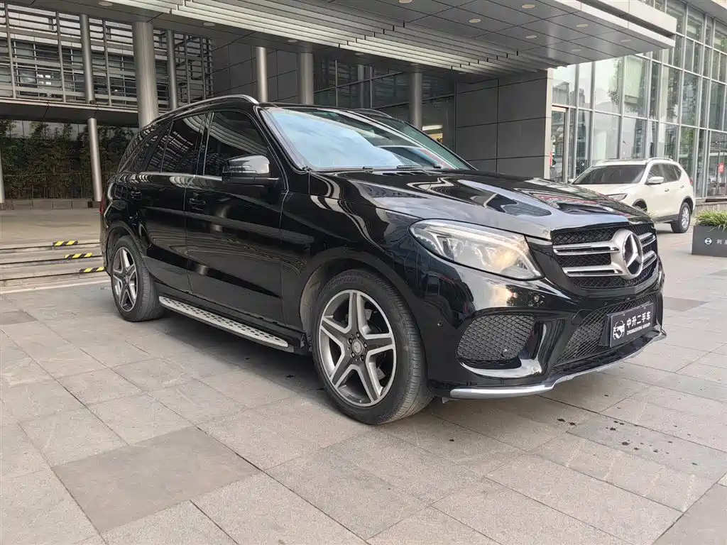 Mercedes-Benz GLE 2016 — фото 3