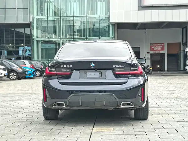 BMW 3 Series 2025