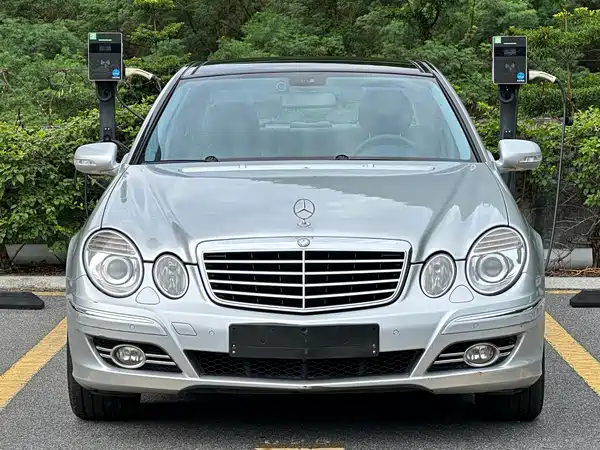 Mercedes-Benz E-Class 2008
