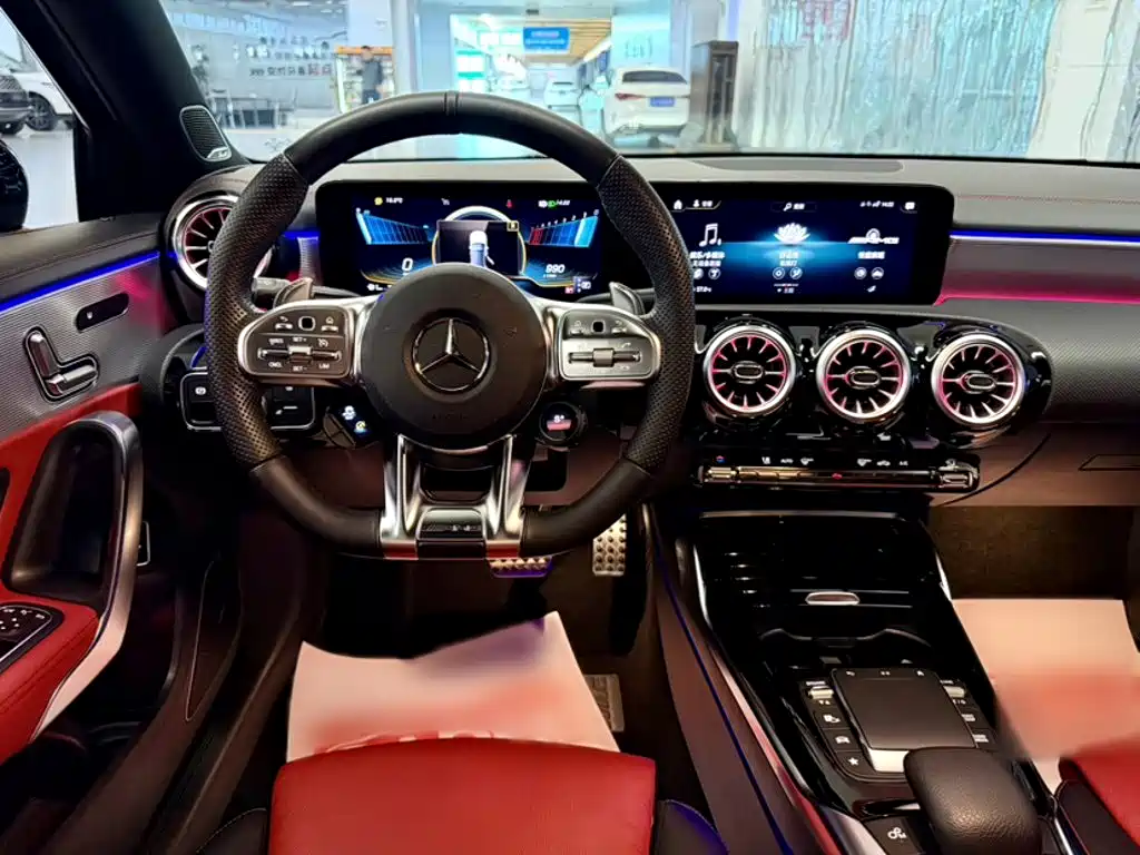 Mercedes-Benz A-Class AMG 2021 — фото 13
