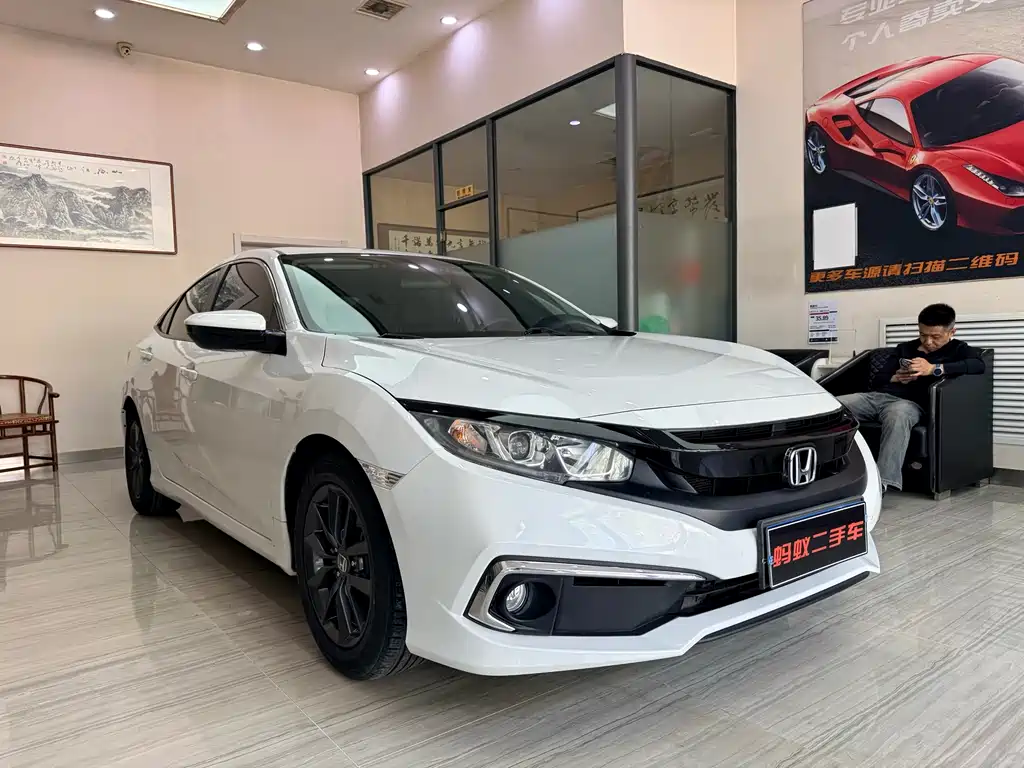 Honda Civic 2019 — фото 2