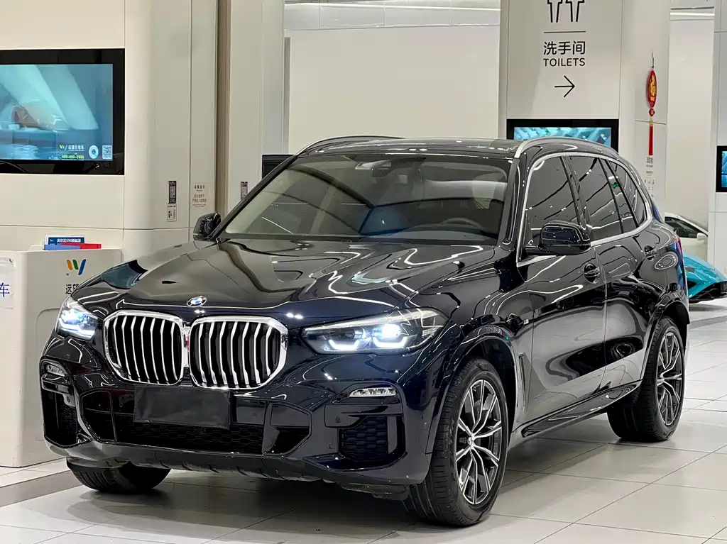 BMW X5 2021