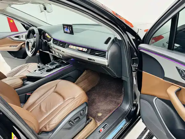 Audi Q7 2016