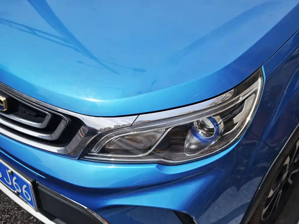 Geely Vision X3 2018 — фото 14