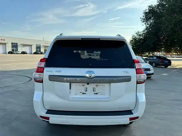 Toyota Prado 2016