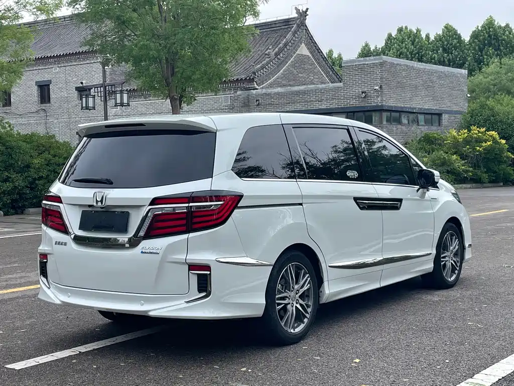 Honda Elysion 2021