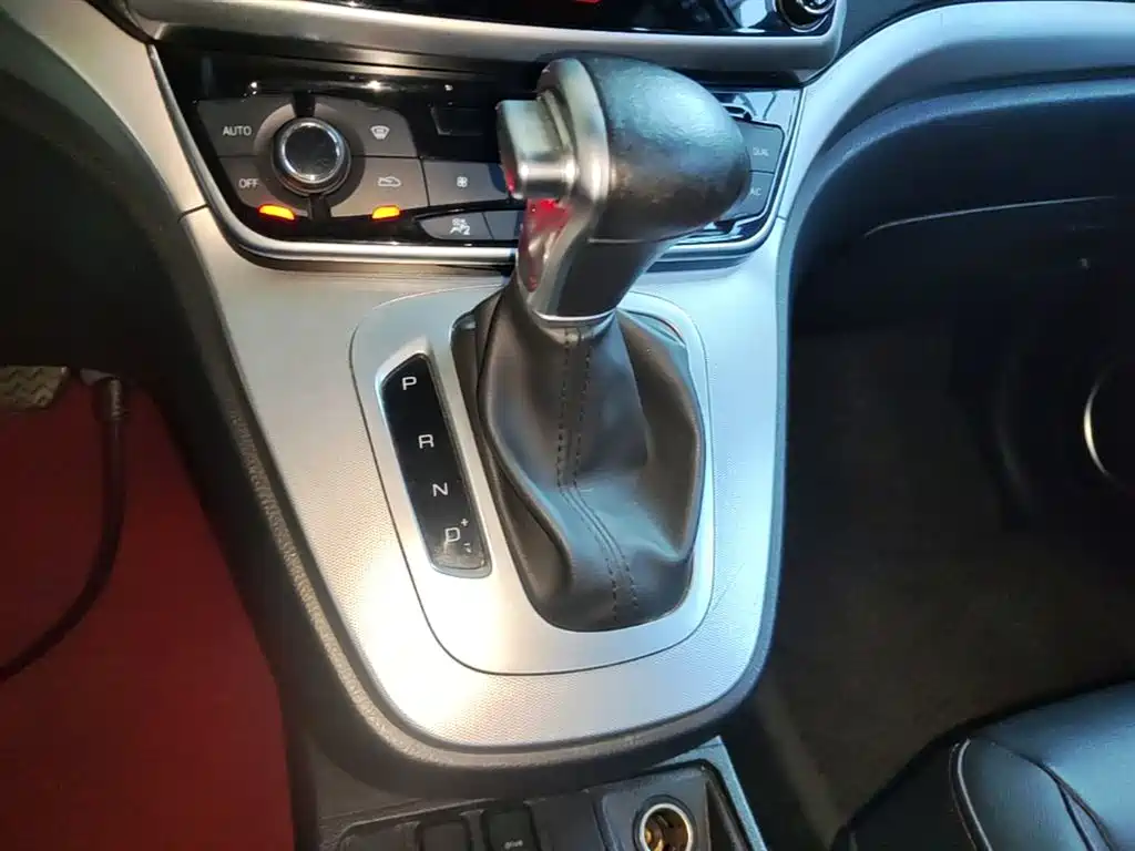Haval M6 2019 — фото 14