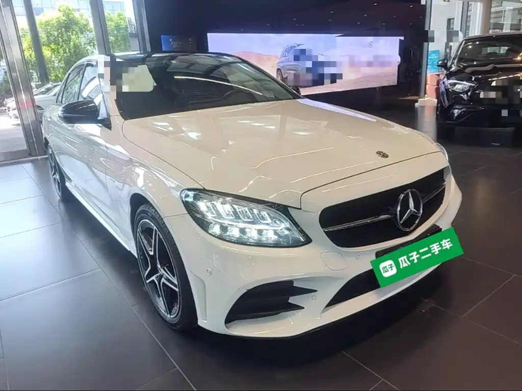 Mercedes-Benz C-Class 2021