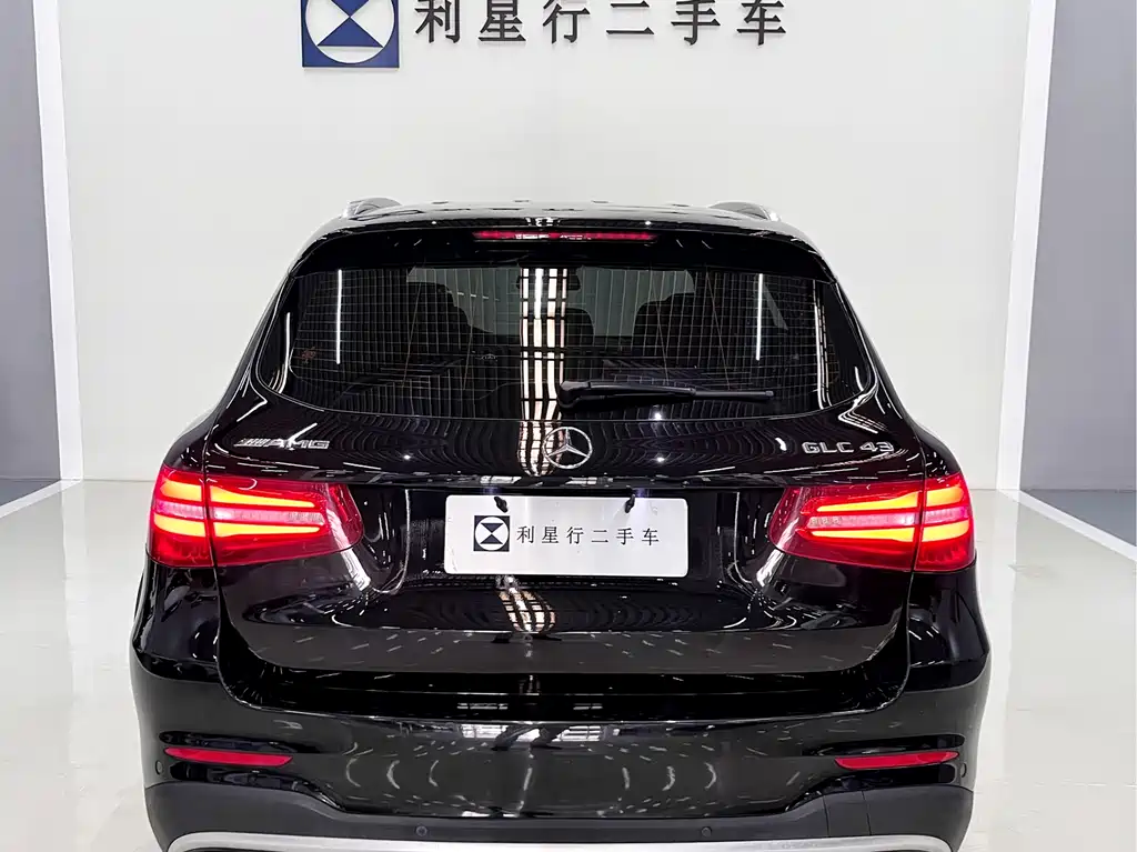 Mercedes-Benz GLC AMG 2018 — фото 8