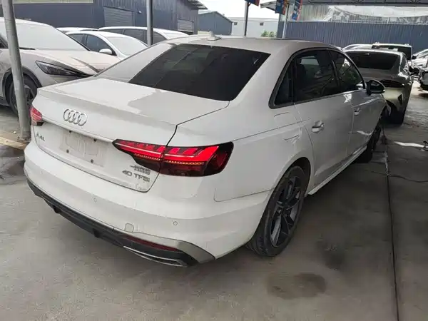 Audi A4L 2024