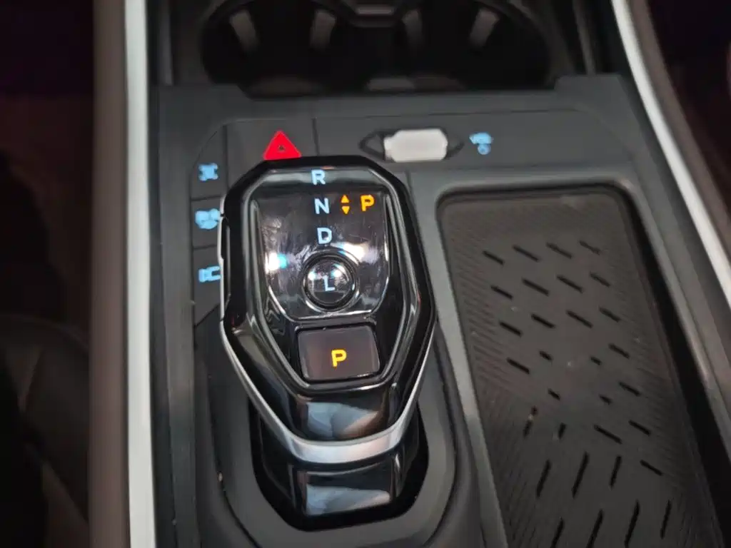 Ford Edge 2025 — фото 14