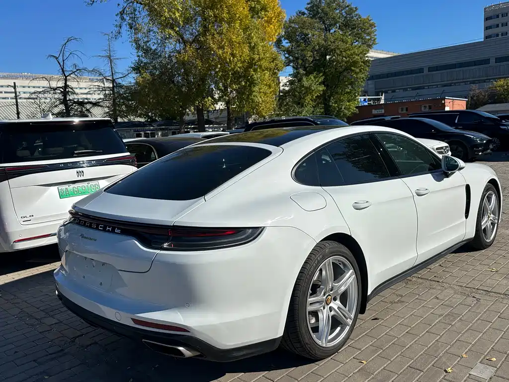 Porsche Panamera 2023 — фото 12