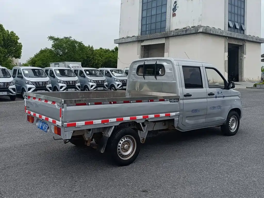 Wuling Rongguang New Truck 2018 — фото 8