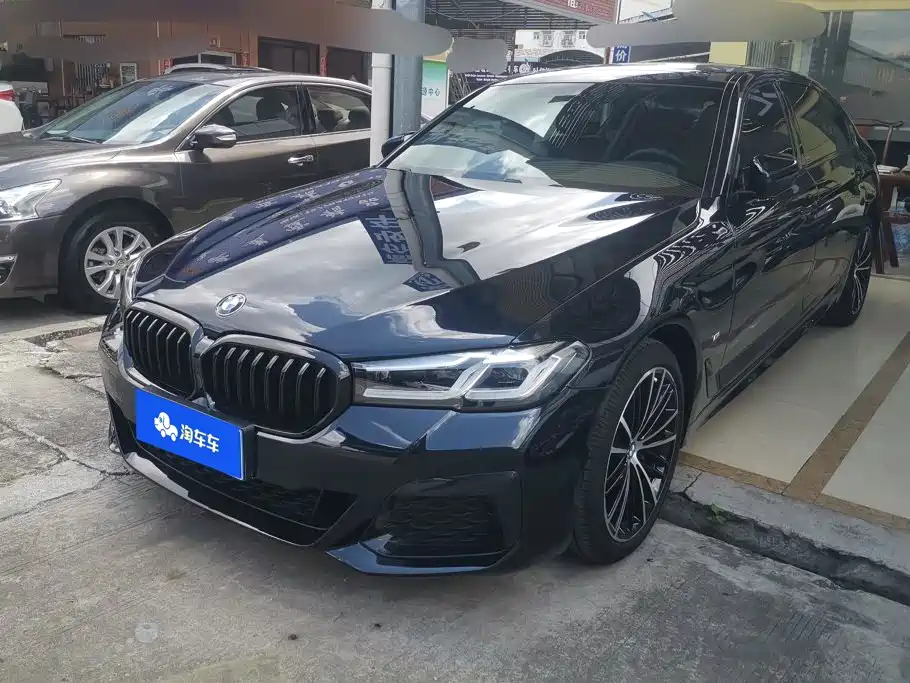 BMW 5 Series 2021
